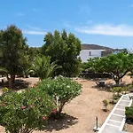 Dorkas Luxury Rooms&apartments 2* Livadakia