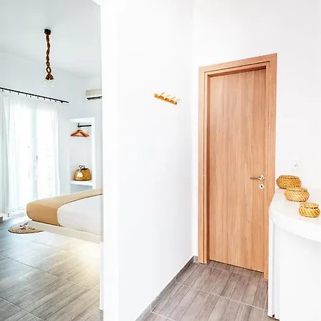 Dorkas Luxury Rooms&apartments Livadakia