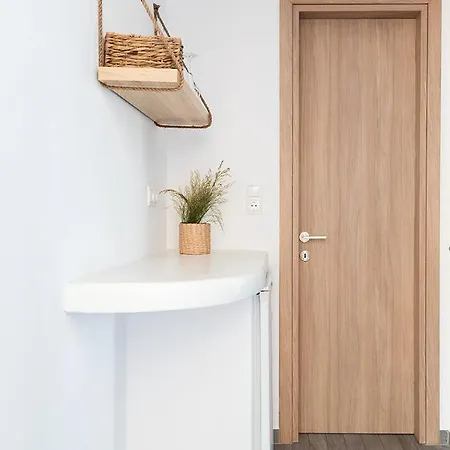 Dorkas Luxury Rooms&apartments 2* Livadakia