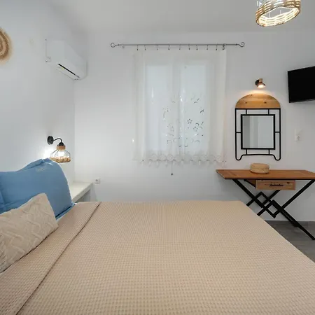 מלון Dorkas Luxury Rooms&apartments Livadakia