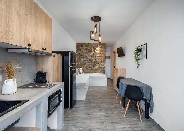 Dorkas Luxury Rooms&apartments ホテル 2*